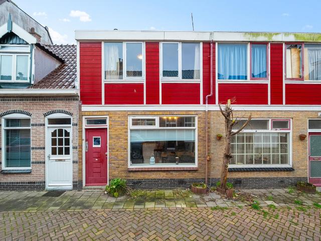 Eengezinswoning te koop in Den Helder