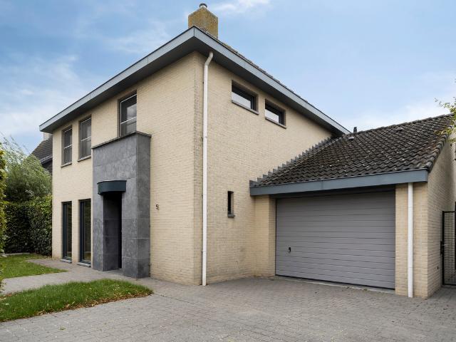 Eengezinswoning te koop in Hulst, Zeeland