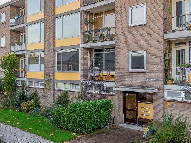 Dubbele Bovenwoning te koop in Waddinxveen, Zuid Holland