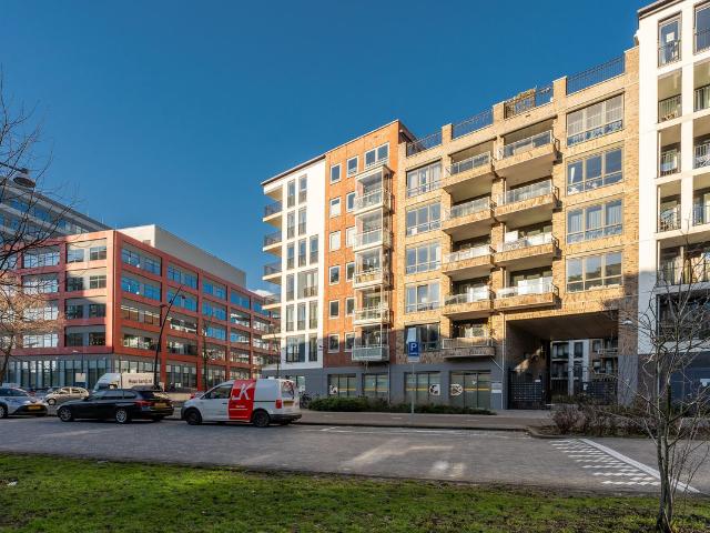 Bovenwoning te koop in Diemen-Zuid, Diemen
