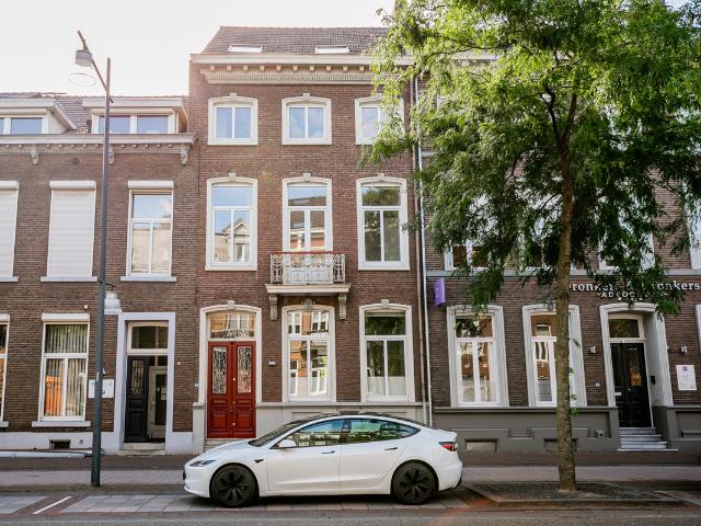 Herenhuis te koop in Roermond, Binnenstad