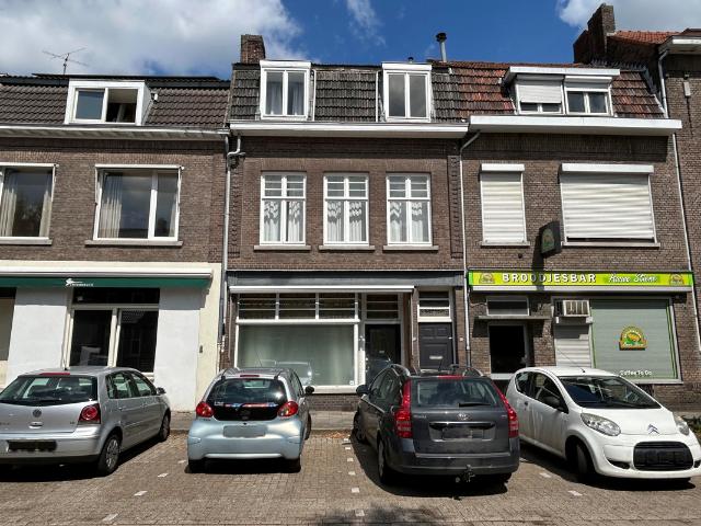 Bovenwoning te koop in Maastricht, Mariaberg