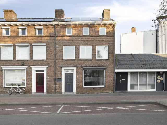 Woonboerderij te koop in Bergen op Zoom, Bergen Op Zoom
