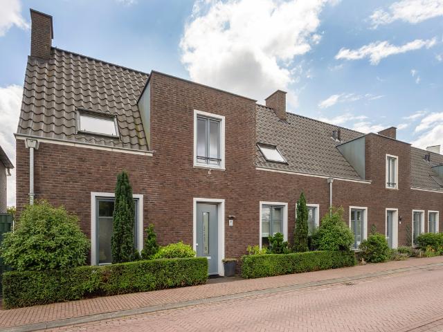 Bungalow te koop in Berkel-enschot