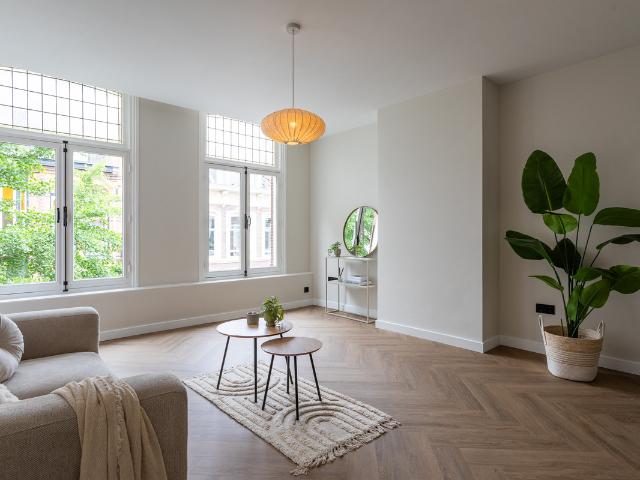 Bovenwoning te koop in 's-gravenhage, Zeeheldenkwartier