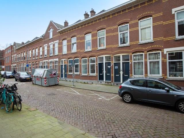 Benedenwoning te koop in Rotterdam, Oud-Charlois