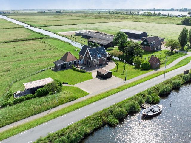Woonboerderij te koop in Wormer
