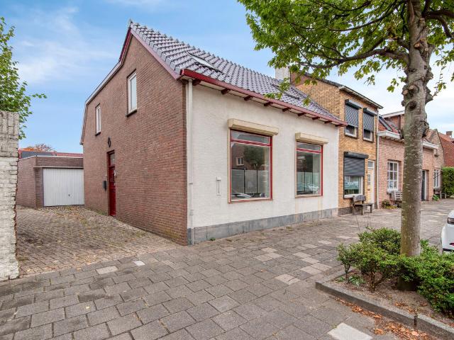 Woning te koop in Welberg, Steenbergen