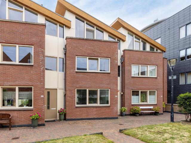 Dubbele Bovenwoning te koop in Middelharnis, Zuid Holland