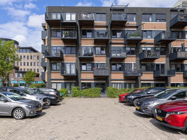 Benedenwoning te koop in Hoorn, Nieuwe Steen