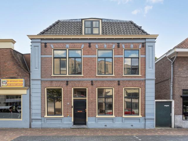 Herenhuis te koop in Veenendaal