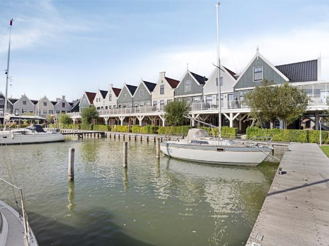 Benedenwoning te koop in Uitdam, Noord Holland