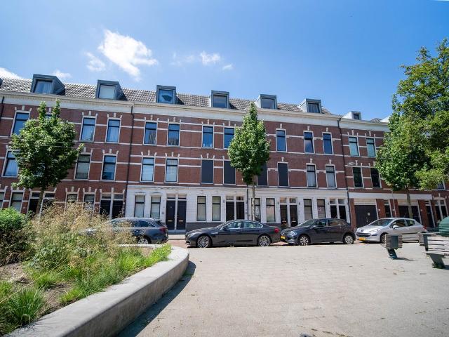 Bovenwoning te koop in Rotterdam, Oude Westen