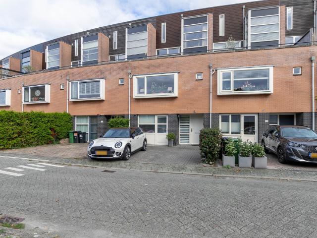 Eengezinswoning te koop in Getsewoud, Nieuw-vennep