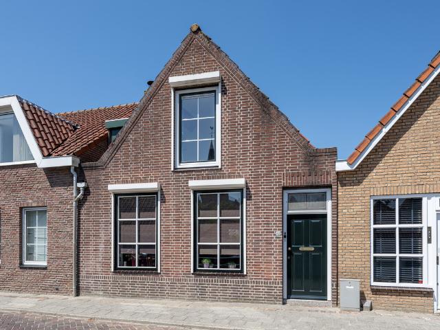 Eengezinswoning te koop in Nieuwe-tonge