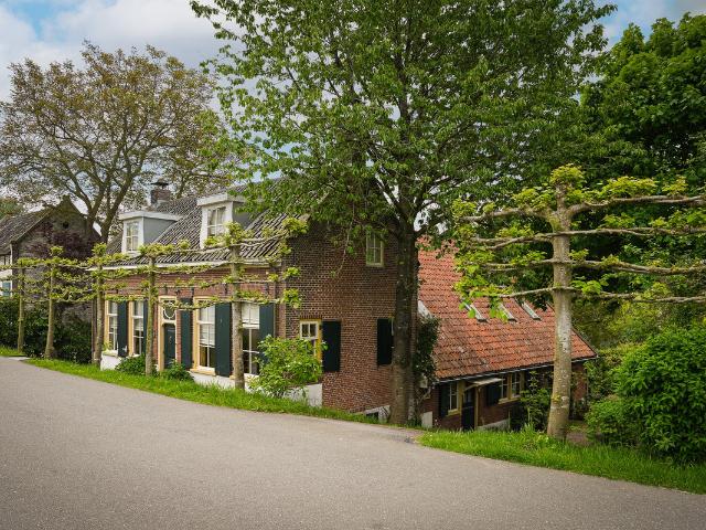 Woonboerderij te koop in Spijk, Gelderland