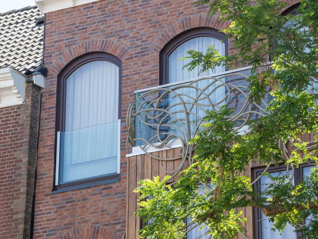 Benedenwoning te koop in Rotterdam, Middelland