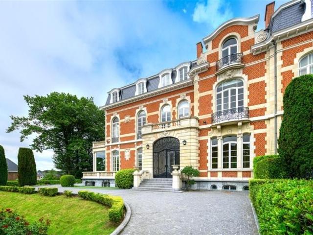 Local Commercial location à Sint-pieters-woluwe, Bruxelles