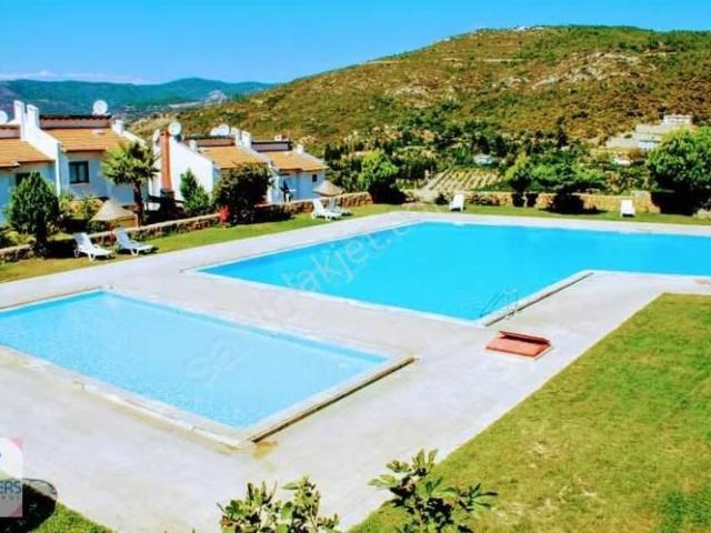 Menderes, İzmir içerisinde kiralık Villa