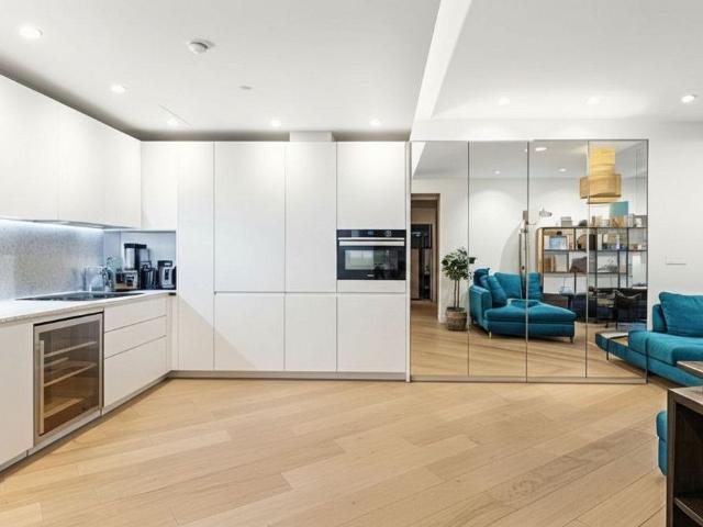 Apartment for rent in Shepherd's Bush, Greater London