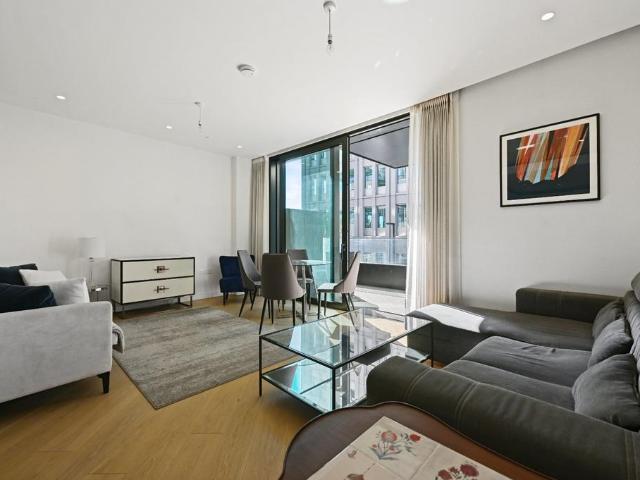 Apartment for rent in Wood Lane Estate, Greater London