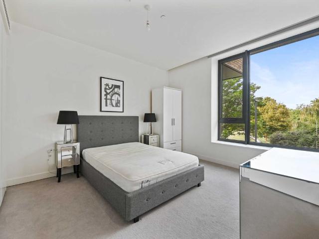 Apartment for rent in Shepherd's Bush, Greater London
