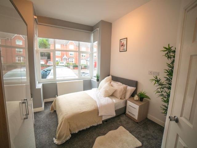 Room for rent in Gravelly Hill, West Midlands