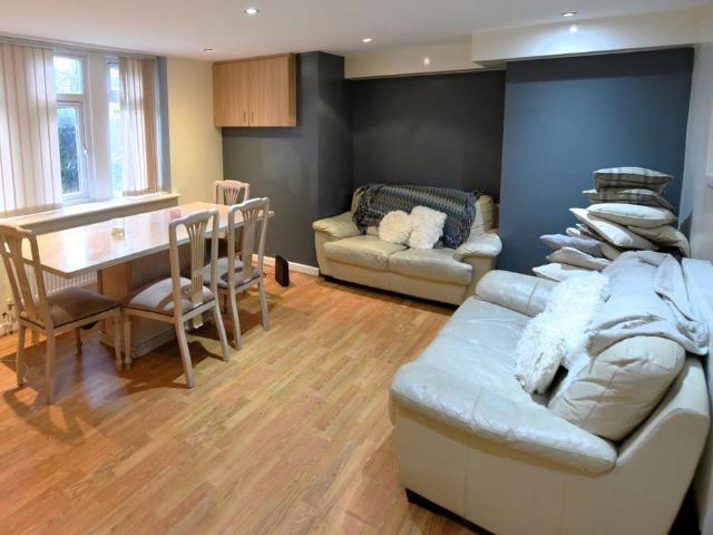 Apartment for rent in Headingley, West Yorkshire