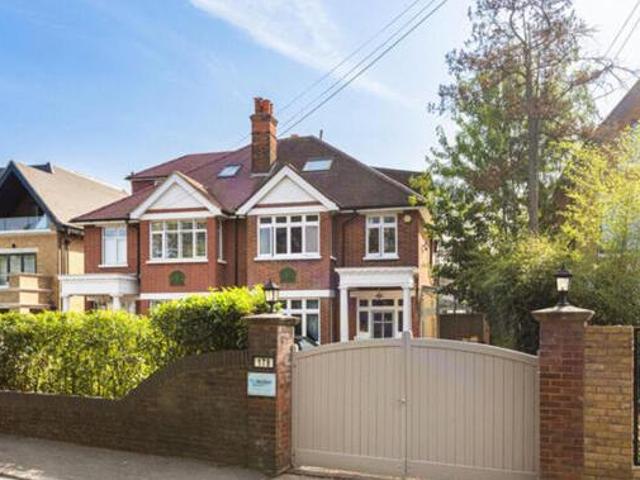 House for sale in Isleworth, Greater London