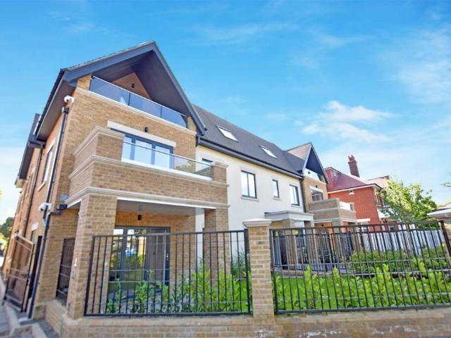 Apartment for rent in London Borough of Hounslow, Greater London
