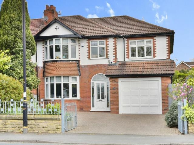 House for rent in Timperley, Trafford Park