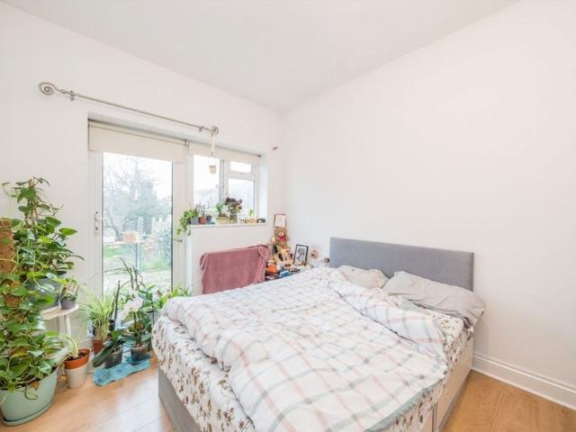 House for rent in London Borough of Hounslow, Spring Grove