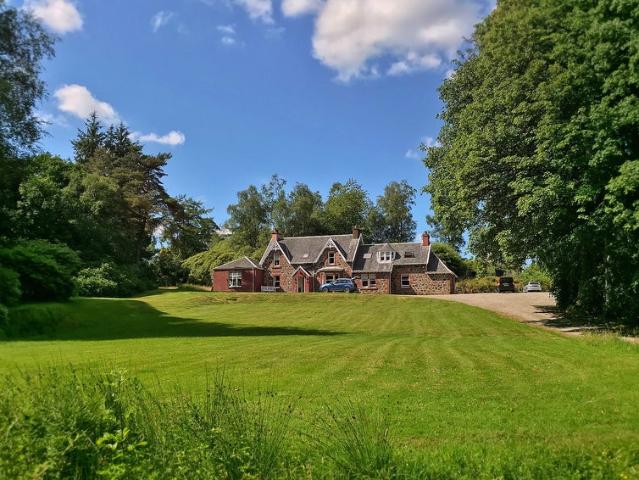 Apartment for rent in Boards, Blanefield