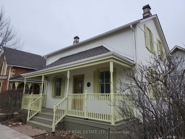 Attic for rent in Woburn, Ontario