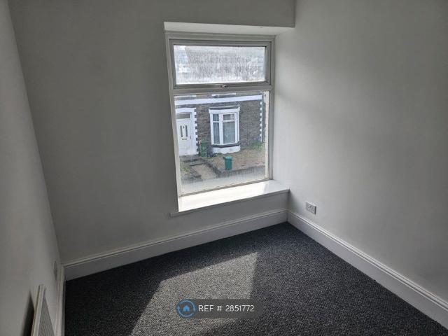 Room for rent in Pontypridd, Wales