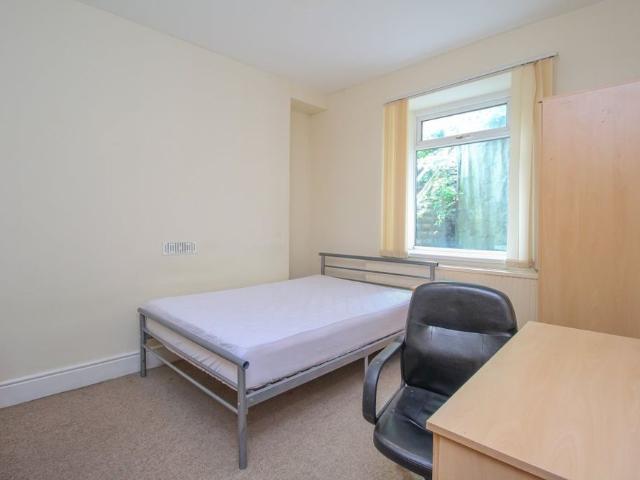 House for rent in Pontypridd, Wales