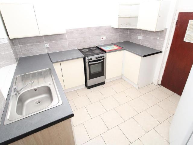 Room for rent in Pontypridd, Wales