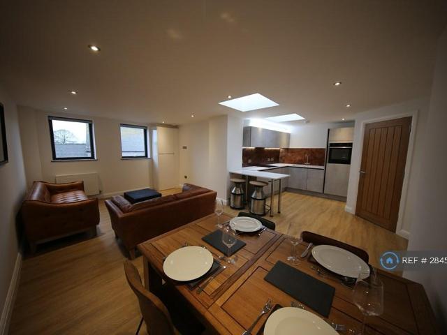 Apartment for rent in Rodbourne, Swindon