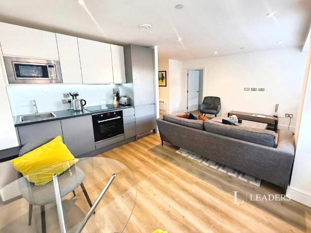 Apartment for rent in Blackwell, Mid Sussex