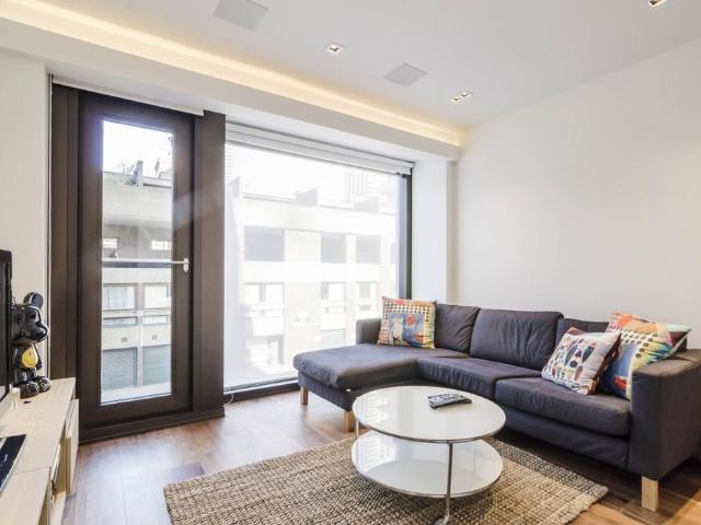 Apartment for rent in Lyons, Greater London