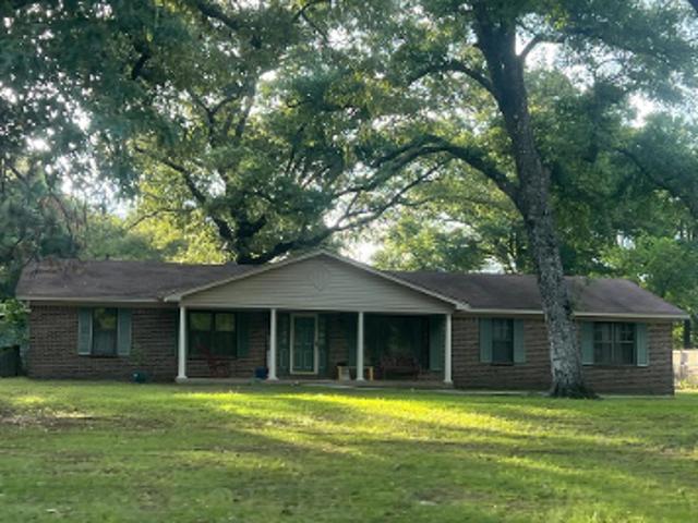 House for sale in Semmes, Alabama