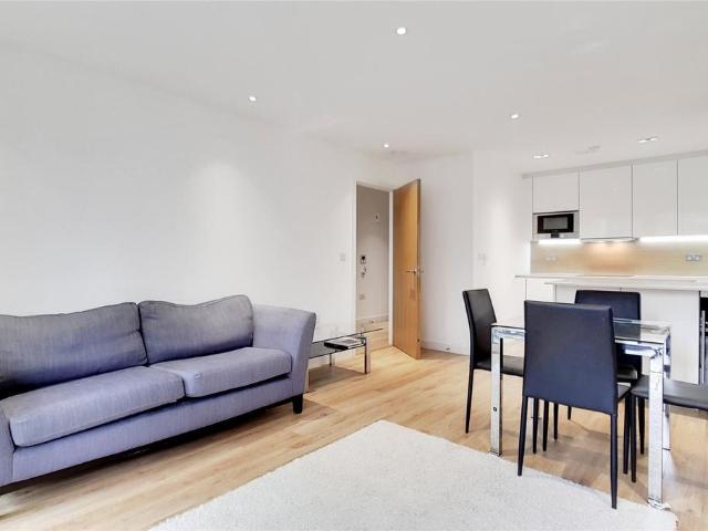 Apartment for rent in Woodberry Down, Greater London