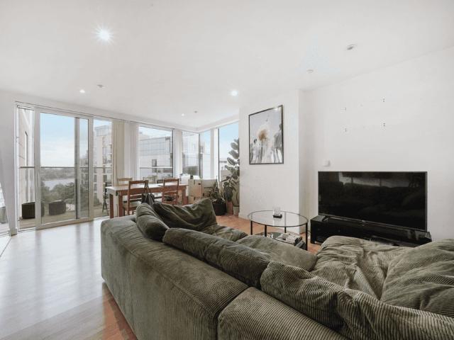 Apartment for rent in Woodberry Grove Estate, Greater London
