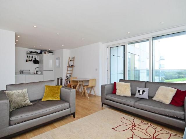 Apartment for rent in Woodberry Down, Stamford Hill
