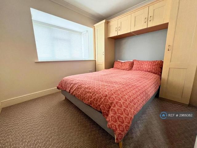 Apartment for rent in Frinton and Walton, Dale Hill