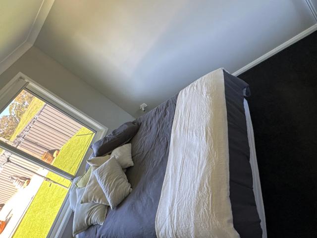 Room for rent in Woodbine, Sydney