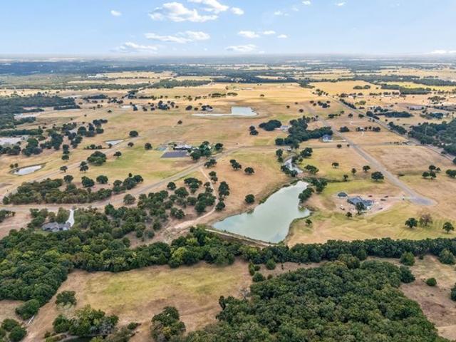 Land for sale in Bowie, Texas