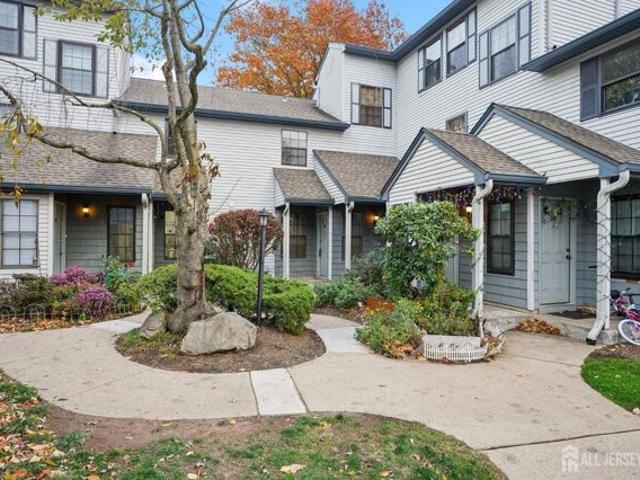 House for sale in Avenel, New Jersey