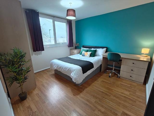 House for rent in West Park, West Yorkshire