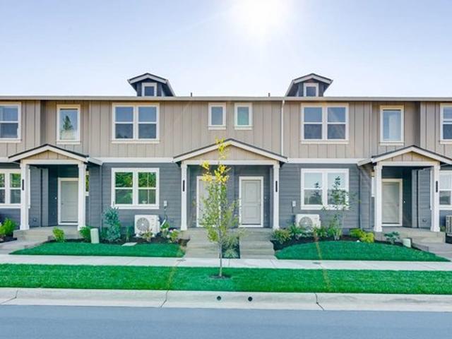 Townhouse for sale in Virginia